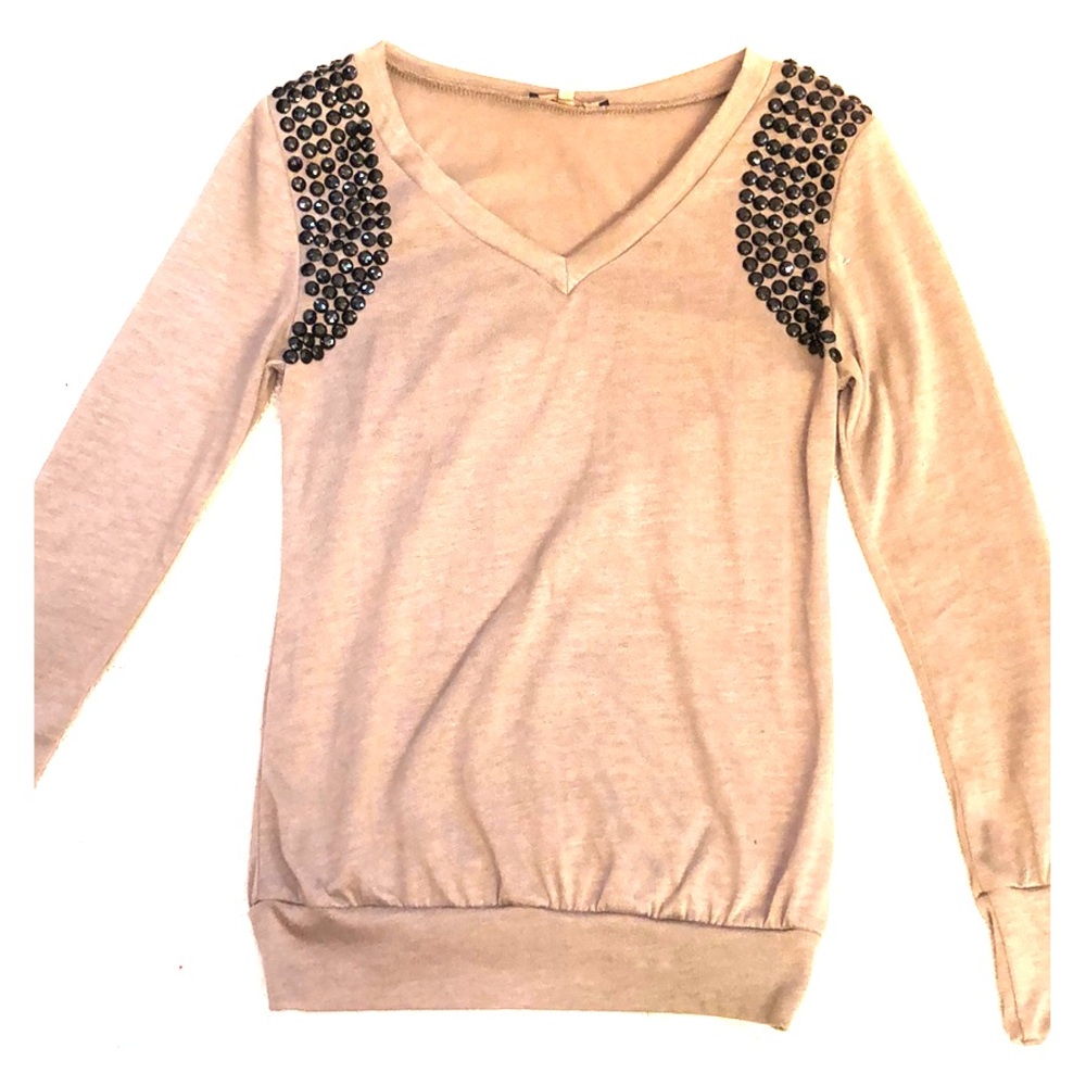 Grey sweater with black stones